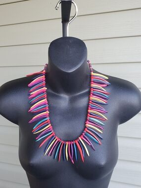 1980s Statement Necklace Natural Coconut Wood